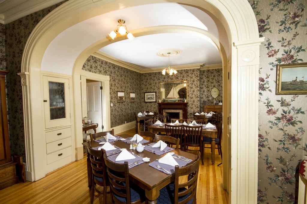 Homeport Historic B&B Saint John Ngoại thất bức ảnh